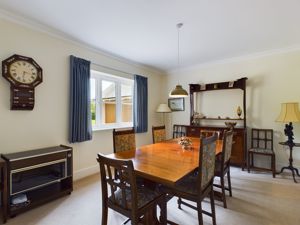 Dining Room- click for photo gallery